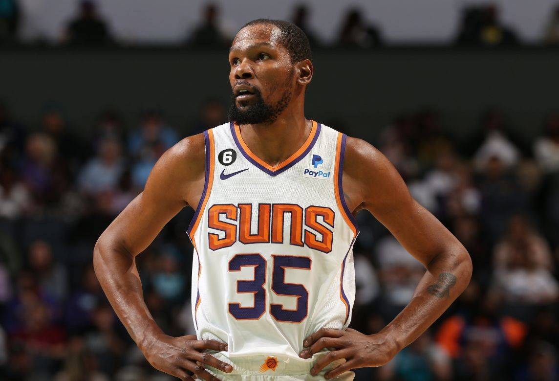 亮相首发阵 亮相首发阵